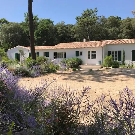 Belle Retaise 4 Etoiles Avec Piscine Chauffee וילה