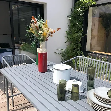 Villa Belle Retaise 4 Etoiles Avec Piscine Chauffee