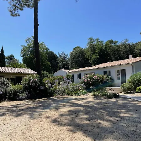 Belle Retaise 4 Etoiles Avec Piscine Chauffee Villa *